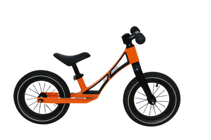 Qual é a razão para comprar uma bicicleta de equilíbrio para crianças?